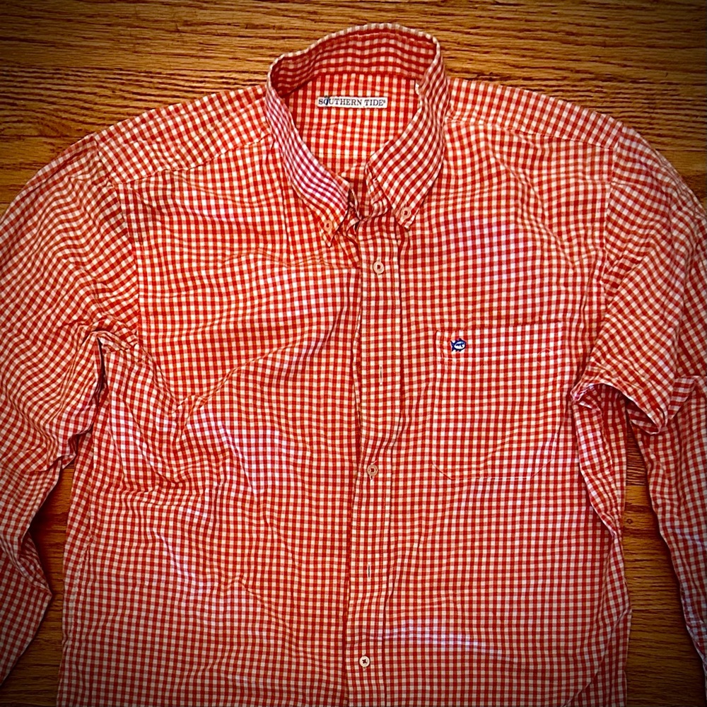 Southern tide plaid casual button-down shirt. Size L